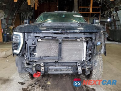Piąte zdjęcie samochodu w środku: 2026 CHEVROLET SILVERADO K2500 HEAVY DUTY LT VIN:2GC4KNE79T1114702 - miniatura