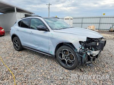 Czwarte zdjęcie samochodu z boku: 2024 ALFA ROMEO STELVIO TI VIN:ZASPAKBN6R7D76195 - miniatura