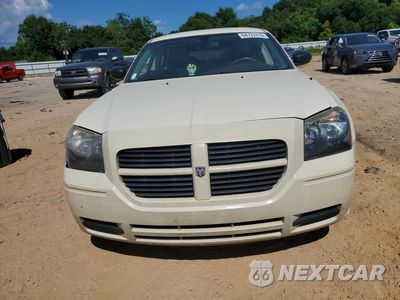 Piąte zdjęcie samochodu w środku: 2005 DODGE MAGNUM SXT VIN:2D4FV48V75H533343 - miniatura