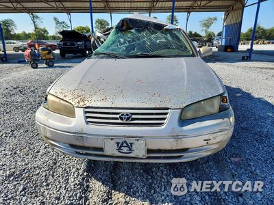 Piąte zdjęcie samochodu w środku: 1999 TOYOTA CAMRY LE VIN:4T1BG22K0XU875785 - miniatura