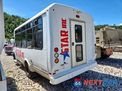Drugie zdjęcie samochodu z przodu: 2017 FORD E350 SHUTTLE BUS VIN:1FDEE3FS6HDC24844 - miniatura