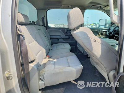 Zdjęcie 10 z 12 samochodu: 2019 CHEVROLET SILVERADO K2500 HEAVY DUTY VIN:1GC1KREY2KF144120 - miniatura