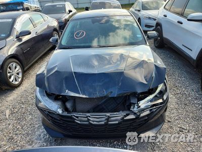 Piąte zdjęcie samochodu w środku: 2022 HYUNDAI ELANTRA SEL VIN:KMHLM4AG5NU321371 - miniatura
