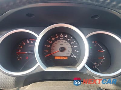 Zdjęcie 9 z 12 samochodu: 2006 TOYOTA TACOMA V6 VIN:5TEUU42N26Z228712 - miniatura