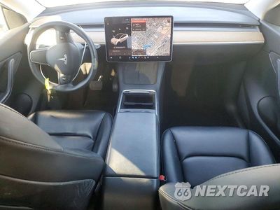 Zdjęcie 8 z 13 samochodu: 2021 TESLA MODEL Y VIN:5YJYGDEE8MF157115 - miniatura