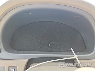 Zdjęcie 9 z 13 samochodu: 2001 LEXUS RX 300 VIN:JTJHF10U710190551 - miniatura