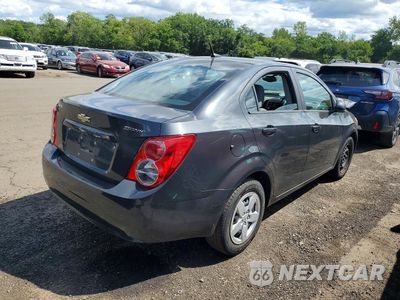 Trzecie zdjęcie samochodu z tyłu: 2014 CHEVROLET SONIC LS VIN:1G1JA5SG2E4116740 - miniatura