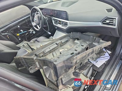 Zdjęcie 8 z 12 samochodu: 2021 BMW 330XI VIN:3MW5R7J03M8B53385 - miniatura