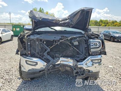 Piąte zdjęcie samochodu w środku: 2018 GMC SIERRA K1500 SLT VIN:3GTU2NEC5JG627981 - miniatura