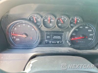 Zdjęcie 9 z 13 samochodu: 2021 CHEVROLET SILVERADO K1500 TRAIL BOSS CUSTOM VIN:1GCPYCEF3MZ262067 - miniatura