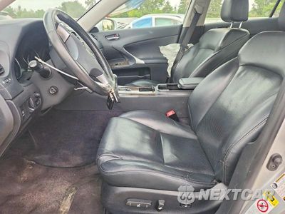 Zdjęcie 7 z 12 samochodu: 2011 LEXUS IS 250 VIN:JTHCF5C25B5044828 - miniatura