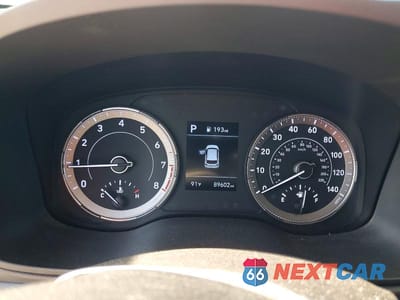 Zdjęcie 9 z 13 samochodu: 2022 HYUNDAI VENUE LIMITED VIN:KMHRC8A36NU161406 - miniatura