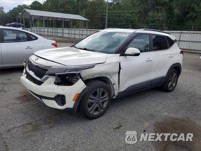 2021 KIA SELTOS S KNDEU2AA5M7141365 - główne zdjęcie licytacji z USA - miniatura