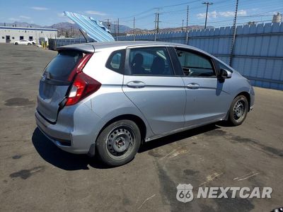 Trzecie zdjęcie samochodu z tyłu: 2020 HONDA FIT LX VIN:3HGGK5H45LM719597 - miniatura