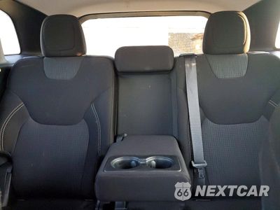 Zdjęcie 10 z 14 samochodu: 2015 JEEP CHEROKEE LATITUDE VIN:1C4PJLCB6FW532501 - miniatura