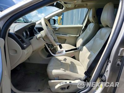 Zdjęcie 7 z 13 samochodu: 2012 VOLVO XC60 T6 VIN:YV4902DZ2C2257176 - miniatura