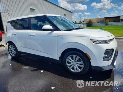 Czwarte zdjęcie samochodu z boku: 2021 KIA SOUL LX VIN:KNDJ23AU4M7769373 - miniatura