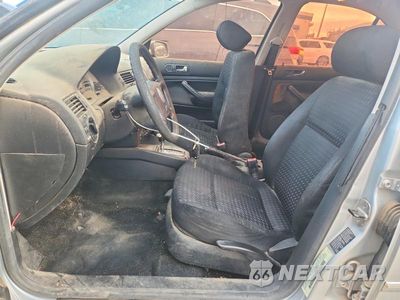 Zdjęcie 7 z 12 samochodu: 2004 VOLKSWAGEN JETTA GL VIN:3VWRA69M04M145472 - miniatura