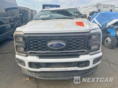 Piąte zdjęcie samochodu w środku: 2024 FORD F350 SUPER DUTY VIN:1FT8W3BN1RED18799 - miniatura