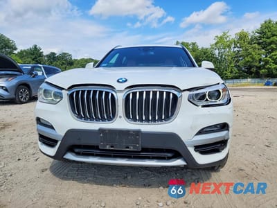 Piąte zdjęcie samochodu w środku: 2019 BMW X3 XDRIVE30I VIN:5UXTR9C55KLE17955 - miniatura