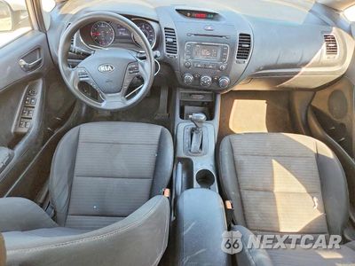 Zdjęcie 15 z 26 samochodu: 2016 KIA FORTE LX VIN:KNAFX4A65G5458160 - miniatura