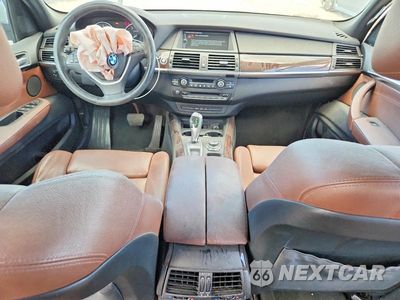 Zdjęcie 8 z 12 samochodu: 2011 BMW X5 XDRIVE35I VIN:5UXZV4C57BL743195 - miniatura