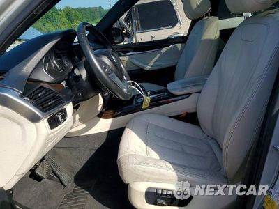 Zdjęcie 7 z 13 samochodu: 2017 BMW X5 XDR40E VIN:5UXKT0C3XH0V96878 - miniatura