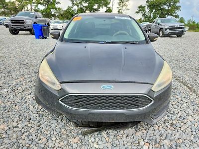 Piąte zdjęcie samochodu w środku: 2017 FORD FOCUS SE VIN:1FADP3F2XHL282302 - miniatura
