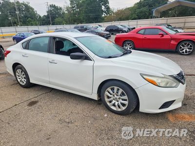 Czwarte zdjęcie samochodu z boku: 2016 NISSAN ALTIMA 2.5 S VIN:1N4AL3APXGC146509 - miniatura