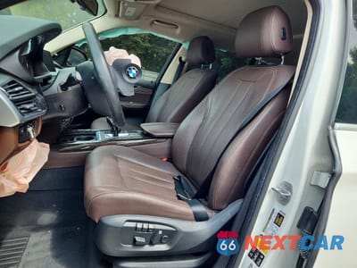 Zdjęcie 7 z 12 samochodu: 2016 BMW X5 XDRIVE35I VIN:5UXKR0C51G0P29073 - miniatura