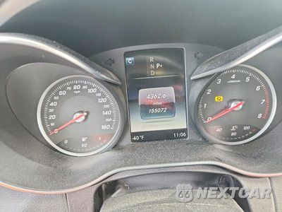 Zdjęcie 9 z 13 samochodu: 2016 MERCEDES-BENZ C 300 4MATIC VIN:55SWF4KB2GU124246 - miniatura
