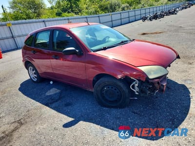 Czwarte zdjęcie samochodu z boku: 2005 FORD FOCUS ZX5 VIN:3FAHP37N45R115120 - miniatura