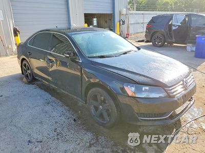 Czwarte zdjęcie samochodu z boku: 2015 VOLKSWAGEN PASSAT SE VIN:1VWBS7A38FC014589 - miniatura