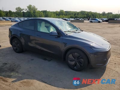 Czwarte zdjęcie samochodu z boku: 2026 TESLA MODEL Y VIN:7SAYGDEE4TA395106 - miniatura