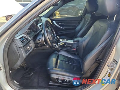 Zdjęcie 7 z 12 samochodu: 2013 BMW 335 I VIN:WBA3A9C58DF475837 - miniatura