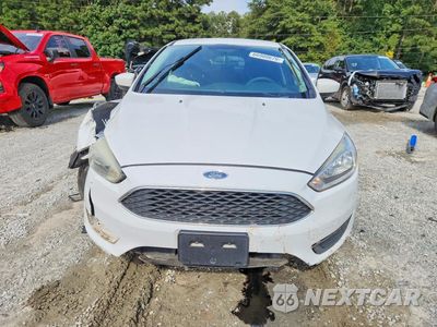 Piąte zdjęcie samochodu w środku: 2018 FORD FOCUS SE VIN:1FADP3FE8JL322800 - miniatura