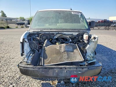 Piąte zdjęcie samochodu w środku: 2024 CHEVROLET EXPRESS G3500 LS VIN:1GAZGNF76R1253652 - miniatura