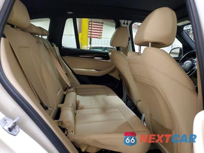 Zdjęcie 11 z 14 samochodu: 2018 BMW X3 XDRIVE30I VIN:5UXTR9C50JLC81801 - miniatura