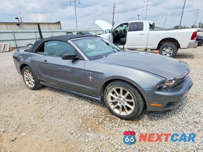 Czwarte zdjęcie samochodu z boku: 2010 FORD MUSTANG VIN:1ZVBP8EN3A5165307 - miniatura
