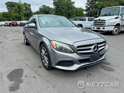 Czwarte zdjęcie samochodu z boku: 2016 MERCEDES-BENZ C 300 4MATIC VIN:55SWF4KB8GU140662 - miniatura
