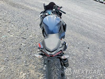 Zdjęcie 6 z 9 samochodu: 2026 KAWASAKI EX500 VIN:ML5EXGG10TDA80211 - miniatura