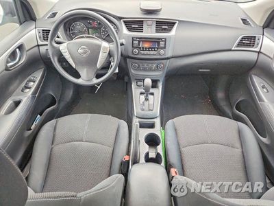 Zdjęcie 8 z 12 samochodu: 2017 NISSAN SENTRA S VIN:3N1AB7AP8HY301672 - miniatura