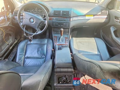 Zdjęcie 8 z 12 samochodu: 2005 BMW 325 XI VIN:WBAEU33445PR18954 - miniatura