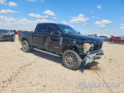 Czwarte zdjęcie samochodu z boku: 2017 FORD F250 SUPER DUTY VIN:1FT7W2BTXHEB47179 - miniatura