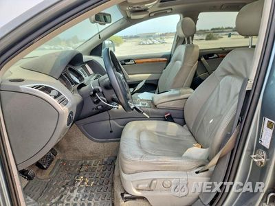 Zdjęcie 7 z 13 samochodu: 2007 AUDI Q7 4.2 QUATTRO PREMIUM VIN:WA1BV74L37D061332 - miniatura