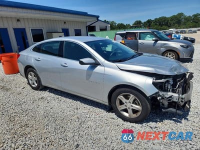 Czwarte zdjęcie samochodu z boku: 2022 CHEVROLET MALIBU LS VIN:1G1ZB5ST5NF167327 - miniatura