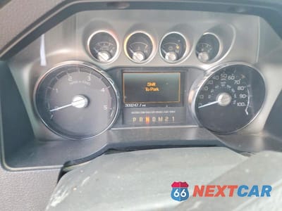 Zdjęcie 9 z 13 samochodu: 2015 FORD F350 SUPER DUTY VIN:1FT8W3BTXFEC51503 - miniatura