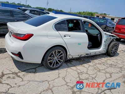 Trzecie zdjęcie samochodu z tyłu: 2020 BMW 330XI VIN:3MW5R7J04L8B35850 - miniatura