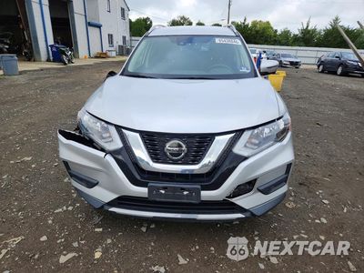 Piąte zdjęcie samochodu w środku: 2019 NISSAN ROGUE SV VIN:JN8AT2MV0KW384010 - miniatura