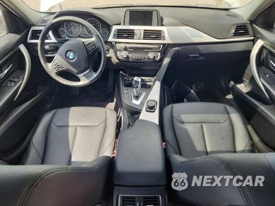Zdjęcie 8 z 12 samochodu: 2017 BMW 320 I VIN:WBA8E1G30HNU16331 - miniatura